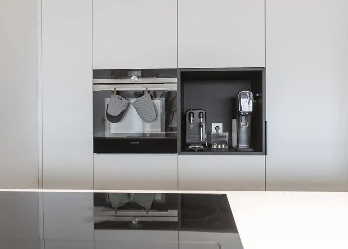 Lecomte - Ensor Tower Ii Seagarden 178 Апартаменты