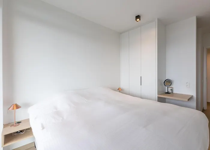 Lecomte - Ensor Tower Ii Seagarden 178 Остенде